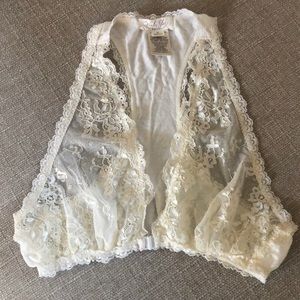 NWOT  lace racer back bralette
